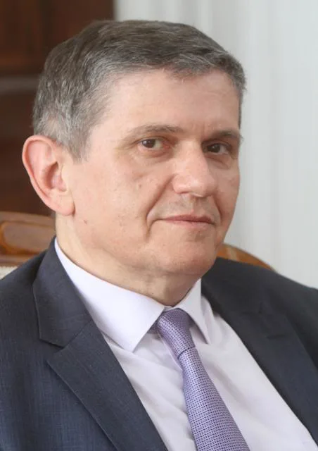 Ilustracija za tekst Miroslav Aleksić dobitnik nagrade „Aleksije Vezilić“ za knjigu pesama „Arapski kapričo“