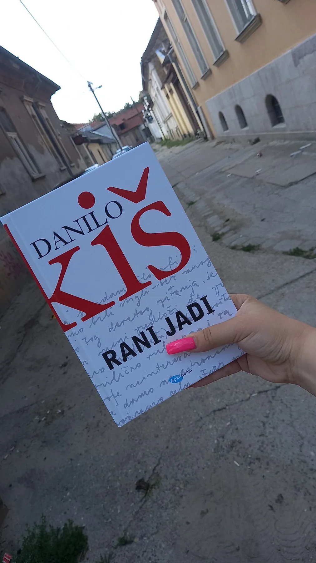 Ilustracija za tekst Veliko interesovanje za akciju „Minimalno oštećene knjige, maksimalno smanjene cene“