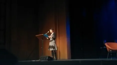 Ilustracija za tekst Ana Ristović na festivalu „Poetica“ u Kelnu